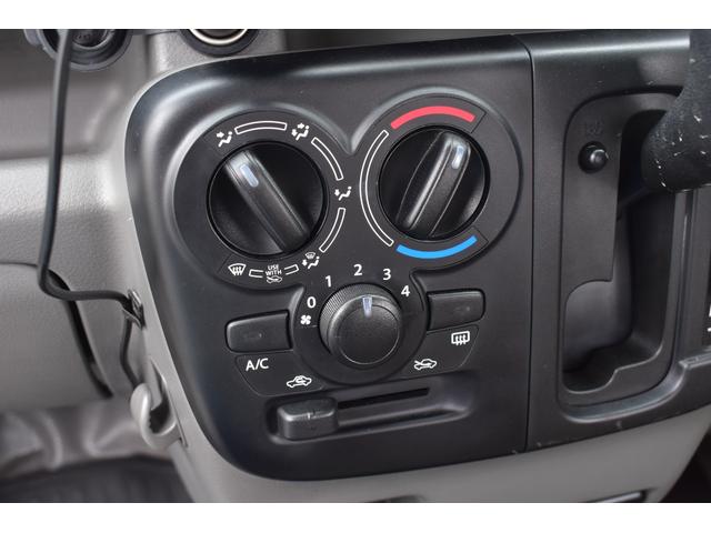 エブリイ ＰＣ　ドライブレコーダー　純正キーレスエントリー　オーバーヘッドシェルフ　セカンド発進機能　セキュリティ　運転席助手席パワーウインドー　ライトレベライザー　両側スライドドア　純正ラジオ　マニュアルエアコン（6枚目）