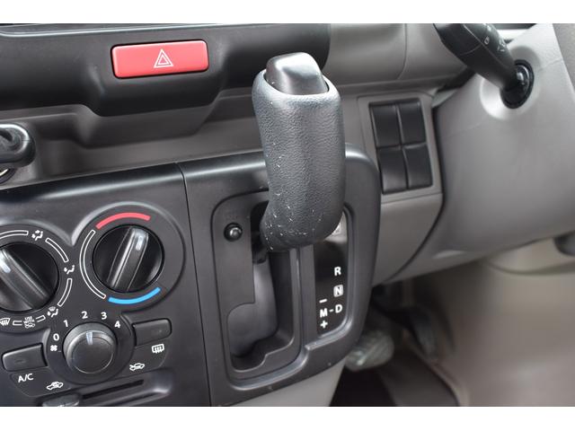 エブリイ ＰＣ　ドライブレコーダー　純正キーレスエントリー　オーバーヘッドシェルフ　セカンド発進機能　セキュリティ　運転席助手席パワーウインドー　ライトレベライザー　両側スライドドア　純正ラジオ　マニュアルエアコン（7枚目）