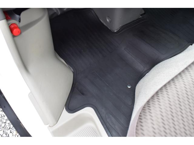 エブリイ ＰＣ　ドライブレコーダー　純正キーレスエントリー　オーバーヘッドシェルフ　セカンド発進機能　セキュリティ　運転席助手席パワーウインドー　ライトレベライザー　両側スライドドア　純正ラジオ　マニュアルエアコン（55枚目）