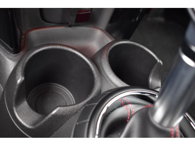 ＭＩＮＩ クーパーＳ　ＪＣＷパッケージ　純正ＨＤＤナビ　バックカメラ　ブルートゥース接続可能　ＪＣＷ１７アルミ　ＭＩＮＩドライビングモード　ＪＣＷレザーステアリング　ＪＣＷエアロ　ヘッドライナーアンスラサイト　記録簿（10枚目）