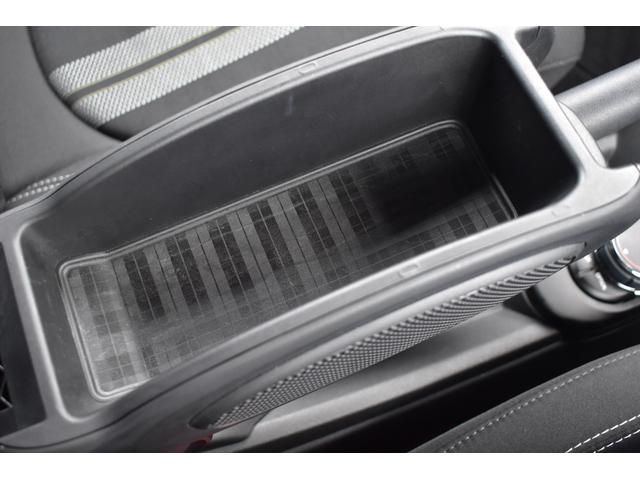 ＭＩＮＩ クーパーＳ　ＪＣＷパッケージ　純正ＨＤＤナビ　バックカメラ　ブルートゥース接続可能　ＪＣＷ１７アルミ　ＭＩＮＩドライビングモード　ＪＣＷレザーステアリング　ＪＣＷエアロ　ヘッドライナーアンスラサイト　記録簿（29枚目）