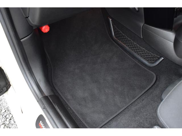 ＭＩＮＩ クーパーＳ　ＪＣＷパッケージ　純正ＨＤＤナビ　バックカメラ　ブルートゥース接続可能　ＪＣＷ１７アルミ　ＭＩＮＩドライビングモード　ＪＣＷレザーステアリング　ＪＣＷエアロ　ヘッドライナーアンスラサイト　記録簿（63枚目）