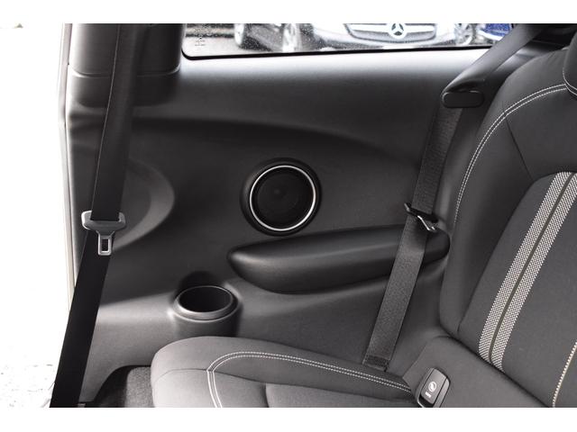 ＭＩＮＩ クーパーＳ　ＪＣＷパッケージ　純正ＨＤＤナビ　バックカメラ　ブルートゥース接続可能　ＪＣＷ１７アルミ　ＭＩＮＩドライビングモード　ＪＣＷレザーステアリング　ＪＣＷエアロ　ヘッドライナーアンスラサイト　記録簿（66枚目）