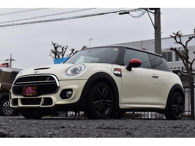 ＭＩＮＩ クーパーＳ　ＪＣＷパッケージ　純正ＨＤＤナビ　バックカメラ　ブルートゥース接続可能　ＪＣＷ１７アルミ　ＭＩＮＩドライビングモード　ＪＣＷレザーステアリング　ＪＣＷエアロ　ヘッドライナーアンスラサイト　記録簿（73枚目）