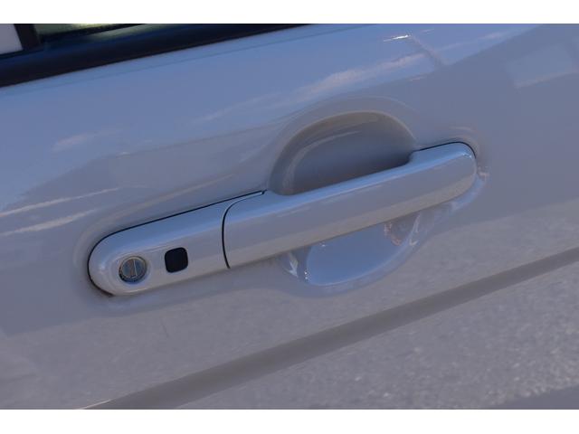 アルトラパン Ｇ　カロッツェリアメモリーナビ　フルセグＴＶ　バックカメラ　前後ドライブレコーダー　キーフリーシステム　ＥＴＣ　衝突被害軽減ブレーキ　横滑り防止装置　セキュリティ　プッシュスタート（41枚目）