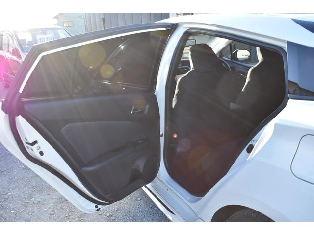 プリウス Sセーフティプラス アルパイン9インチSDナビ フルセグTV バックカメラ モデリスタエアロ モデリスタ15インチアルミ HDMI入力端子 ブルートゥース接続可能 スマートキ― レーダークルーズコントロール 記録簿(68枚目)