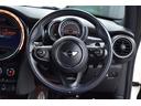クーパーＳ　ＪＣＷパッケージ　純正ＨＤＤナビ　バックカメラ　ブルートゥース接続可能　ＪＣＷ１７アルミ　ＭＩＮＩドライビングモード　ＪＣＷレザーステアリング　ＪＣＷエアロ　ヘッドライナーアンスラサイト　記録簿（32枚目）