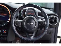 ��Ź�ǤϤ����ͤ���Τ�������Ф��ơ���®�����ǫ�������򿴳ݤ��Ƥ���ޤ������Ҥλ��ǵ������䤬�������ޤ��������äǤ�᡼��Ǥ�빽�Ǥ��ΤǤ����ڤˤ���礻�������ޤ��� 5