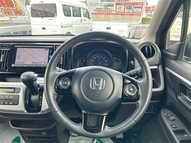 Ｎ－ＷＧＮカスタム Ｇ・ターボパッケージＳＳクールパッケージ　ＥＴＣ　バックカメラ　ナビ　ＴＶ　オートクルーズコントロール　オートライト　ＨＩＤ　スマートキー　アイドリングストップ　電動格納ミラー　ベンチシート　ＣＶＴ　盗難防止システム　ＡＢＳ　ＥＳＣ　ＣＤ（3枚目）