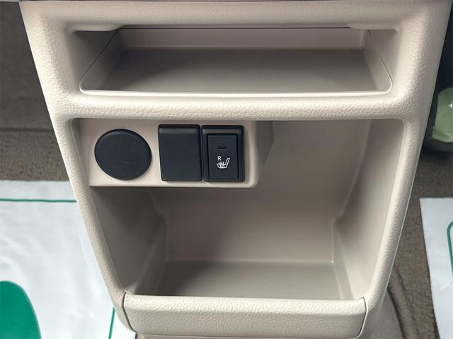 アルトラパン Ｘ　ＥＴＣ　バックカメラ　ナビ　ＴＶ　衝突被害軽減システム　オートライト　ＨＩＤ　スマートキー　アイドリングストップ　電動格納ミラー　シートヒーター　ベンチシート　ＣＶＴ　盗難防止システム　ＡＢＳ　ＥＳＣ（40枚目）