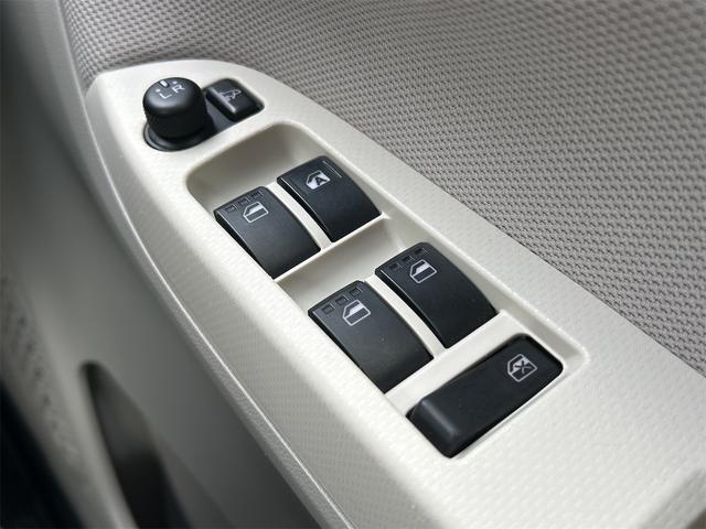 ステラ Ｌ　スマートアシスト　ＥＴＣ　バックカメラ　ナビ　衝突被害軽減システム　オートマチックハイビーム　キーレスエントリー　アイドリングストップ　電動格納ミラー　ベンチシート　ＣＶＴ　盗難防止システム　ＡＢＳ　ＥＳＣ　ＣＤ（11枚目）