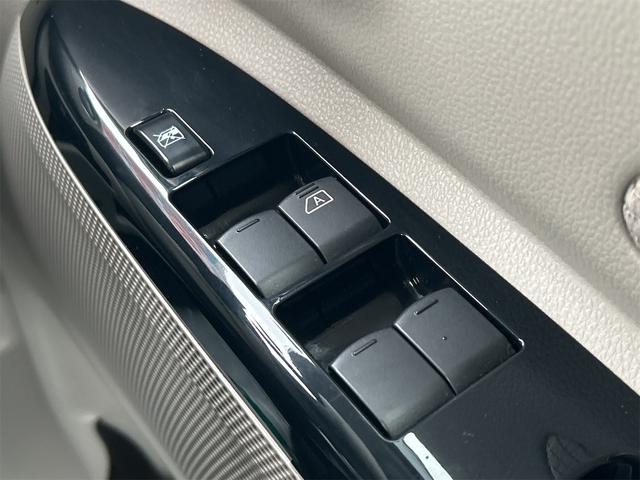 デイズルークス Ｘ　ドライブレコーダー　全周囲カメラ　両側スライド・片側電動　衝突被害軽減システム　スマートキー　アイドリングストップ　電動格納ミラー　ベンチシート　ＣＶＴ　盗難防止システム　ＡＢＳ　ＥＳＣ　ＣＤ（11枚目）