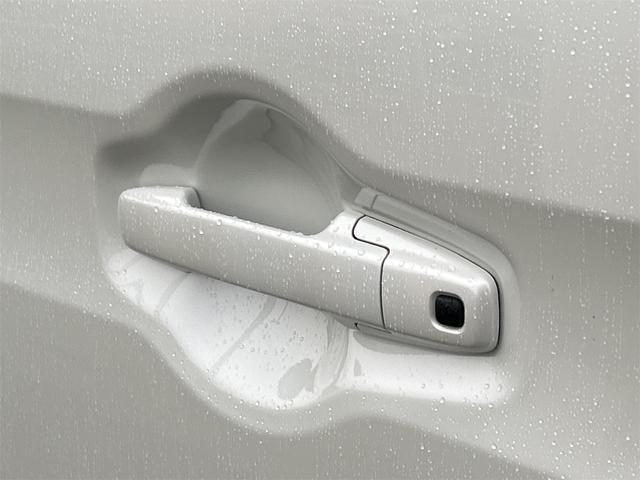 スペーシア ハイブリッドＧ　ドライブレコーダー　バックカメラ　両側スライドドア　ナビ　ＴＶ　クリアランスソナー　衝突被害軽減システム　オートライト　スマートキー　電動格納ミラー　ＣＶＴ　盗難防止システム　ＡＢＳ　ＥＳＣ　ＣＤ（32枚目）