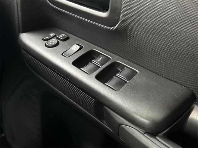 スペーシア ハイブリッドＧ　ドライブレコーダー　バックカメラ　両側スライドドア　ナビ　ＴＶ　クリアランスソナー　衝突被害軽減システム　オートライト　スマートキー　電動格納ミラー　ＣＶＴ　盗難防止システム　ＡＢＳ　ＥＳＣ　ＣＤ（46枚目）