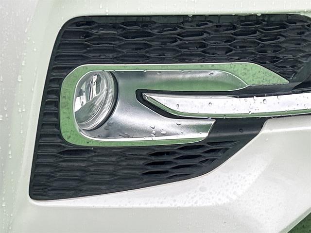 ステップワゴンスパーダ スパーダ　ホンダセンシング　ＥＴＣ　バックカメラ　ナビ　ＴＶ　オートクルーズコントロール　レーンアシスト　衝突被害軽減システム　両側電動スライドドア　オートライト　スマートキー　アイドリングストップ　電動格納ミラー　３列シート（23枚目）