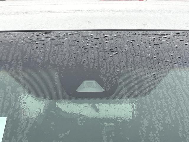 ステップワゴンスパーダ スパーダ　ホンダセンシング　ＥＴＣ　バックカメラ　ナビ　ＴＶ　オートクルーズコントロール　レーンアシスト　衝突被害軽減システム　両側電動スライドドア　オートライト　スマートキー　アイドリングストップ　電動格納ミラー　３列シート（26枚目）