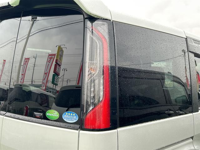 ステップワゴンスパーダ スパーダ　ホンダセンシング　ＥＴＣ　バックカメラ　ナビ　ＴＶ　オートクルーズコントロール　レーンアシスト　衝突被害軽減システム　両側電動スライドドア　オートライト　スマートキー　アイドリングストップ　電動格納ミラー　３列シート（30枚目）