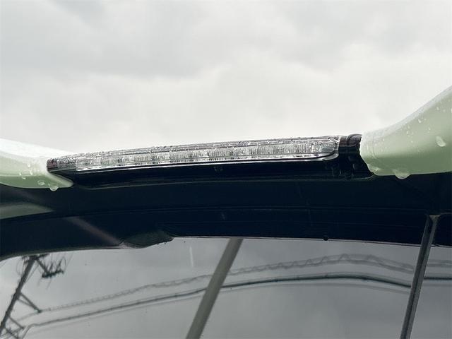 ステップワゴンスパーダ スパーダ　ホンダセンシング　ＥＴＣ　バックカメラ　ナビ　ＴＶ　オートクルーズコントロール　レーンアシスト　衝突被害軽減システム　両側電動スライドドア　オートライト　スマートキー　アイドリングストップ　電動格納ミラー　３列シート（31枚目）