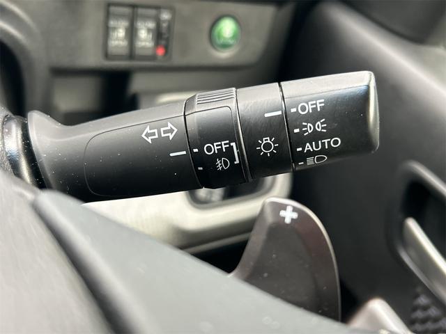 ステップワゴンスパーダ スパーダ　ホンダセンシング　ＥＴＣ　バックカメラ　ナビ　ＴＶ　オートクルーズコントロール　レーンアシスト　衝突被害軽減システム　両側電動スライドドア　オートライト　スマートキー　アイドリングストップ　電動格納ミラー　３列シート（51枚目）