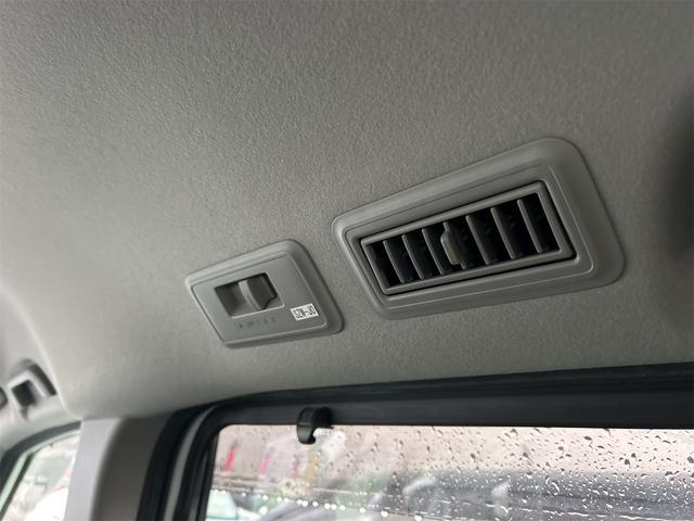 ステップワゴンスパーダ スパーダ　ホンダセンシング　ＥＴＣ　バックカメラ　ナビ　ＴＶ　オートクルーズコントロール　レーンアシスト　衝突被害軽減システム　両側電動スライドドア　オートライト　スマートキー　アイドリングストップ　電動格納ミラー　３列シート（60枚目）