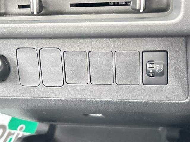 ハイゼットトラック スタンダード MT エアコン パワーステアリング 運転席エアバッグ CD ミュージックプレイヤー接続可(8枚目)