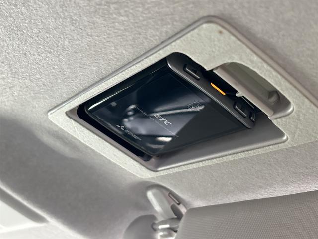 デミオ １５Ｓ　ドライブレコーダー　ＥＴＣ　バックカメラ　ナビ　ＴＶ　クリアランスソナー　レーンアシスト　衝突被害軽減システム　オートライト　スマートキー　アイドリングストップ　電動格納ミラー　ＡＴ　盗難防止システム（9枚目）