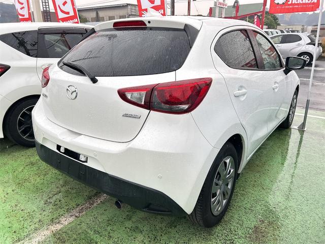 デミオ １５Ｓ　ドライブレコーダー　ＥＴＣ　バックカメラ　ナビ　ＴＶ　クリアランスソナー　レーンアシスト　衝突被害軽減システム　オートライト　スマートキー　アイドリングストップ　電動格納ミラー　ＡＴ　盗難防止システム（15枚目）