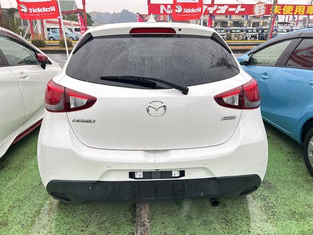 デミオ １５Ｓ　ドライブレコーダー　ＥＴＣ　バックカメラ　ナビ　ＴＶ　クリアランスソナー　レーンアシスト　衝突被害軽減システム　オートライト　スマートキー　アイドリングストップ　電動格納ミラー　ＡＴ　盗難防止システム（16枚目）