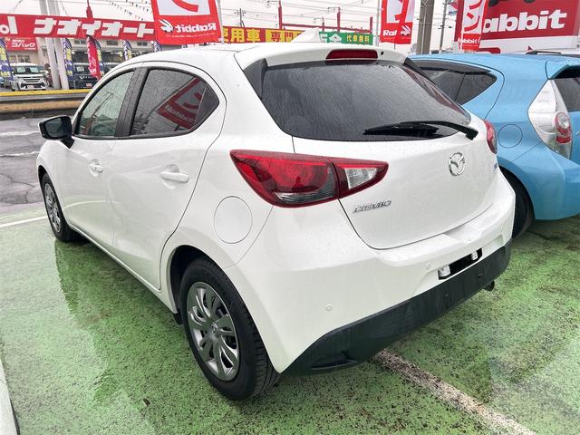 デミオ １５Ｓ　ドライブレコーダー　ＥＴＣ　バックカメラ　ナビ　ＴＶ　クリアランスソナー　レーンアシスト　衝突被害軽減システム　オートライト　スマートキー　アイドリングストップ　電動格納ミラー　ＡＴ　盗難防止システム（17枚目）