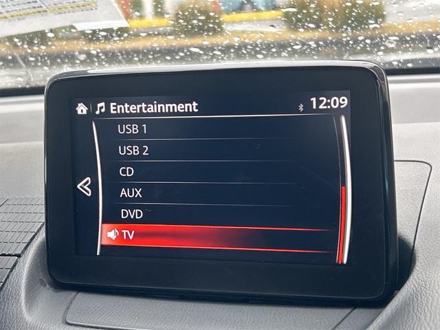 デミオ １５Ｓ　ドライブレコーダー　ＥＴＣ　バックカメラ　ナビ　ＴＶ　クリアランスソナー　レーンアシスト　衝突被害軽減システム　オートライト　スマートキー　アイドリングストップ　電動格納ミラー　ＡＴ　盗難防止システム（38枚目）