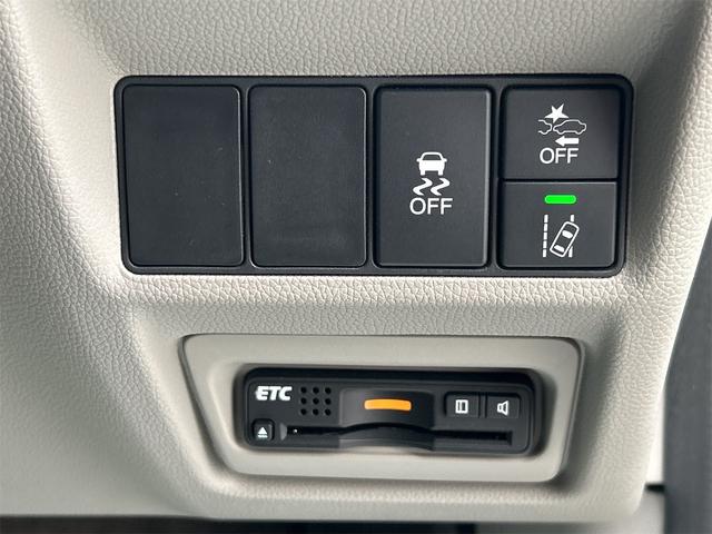 衝突被害軽減システム！衝突の可能性が高い場合、ブレーキの補助操作を行い、減速して衝突被害を軽減するシステムです。