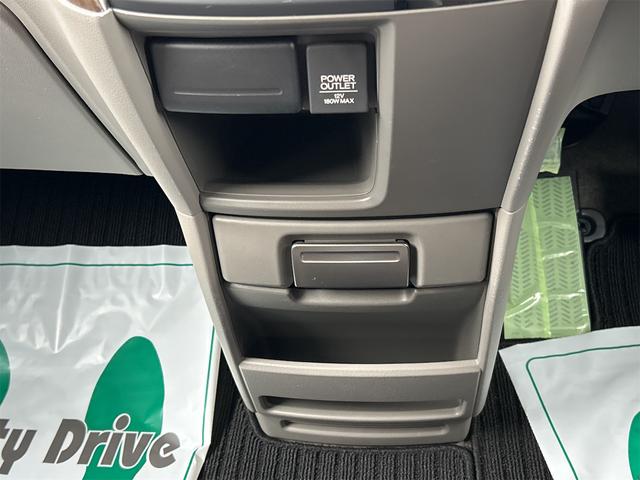 ご覧いただきありがとうございます♪気になったお車がありましたらお気軽にお電話をください♪