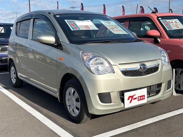 ミラ X ETC ナビ キーレスエントリー 電動格納ミラー MT 盗難防止システム ABS CD 衝突安全ボディ エアコン パワーステアリング パワーウィンドウ 運転席エアバッグ 助手席エアバッグ(12枚目)