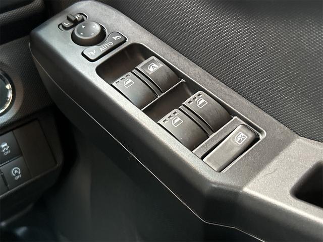 タフト G クロムベンチャー ドライブレコーダー ETC バックカメラ ナビ TV クリアランスソナー 衝突被害軽減システム オートライト LEDヘッドランプ スマートキー アイドリングストップ 電動格納ミラー シートヒーター(11枚目)