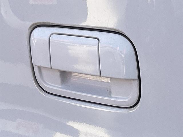 ワゴンＲ ＦＸ　衝突被害軽減システム　キーレスエントリー　アイドリングストップ　電動格納ミラー　シートヒーター　ベンチシート　ＣＶＴ　盗難防止システム　ＡＢＳ　ＥＳＣ　ＣＤ　ミュージックプレイヤー接続可（25枚目）