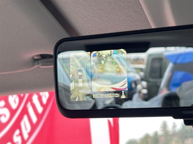 デリカミニ Ｇ　プレミアム　全周囲カメラ　両側電動スライドドア　オートクルーズコントロール　レーンアシスト　衝突被害軽減システム　オートライト　ＬＥＤヘッドランプ　スマートキー　アイドリングストップ　電動格納ミラー（4枚目）