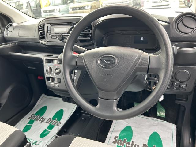 ミライース Ｌ　ＳＡＩＩＩ　クリアランスソナー　レーンアシスト　衝突被害軽減システム　オートマチックハイビーム　キーレスエントリー　アイドリングストップ　ＣＶＴ　盗難防止システム　ＡＢＳ　ＥＳＣ　ＣＤ　衝突安全ボディ　エアコン（33枚目）