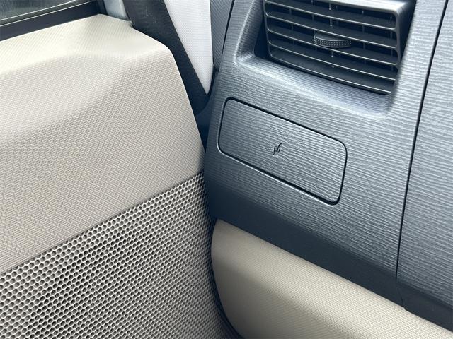 ムーヴ Ｘ　スマートキー　アイドリングストップ　電動格納ミラー　ＣＶＴ　盗難防止システム　ＡＢＳ　アルミホイール　衝突安全ボディ　エアコン　パワーステアリング　パワーウィンドウ　運転席エアバッグ　助手席エアバッグ（45枚目）