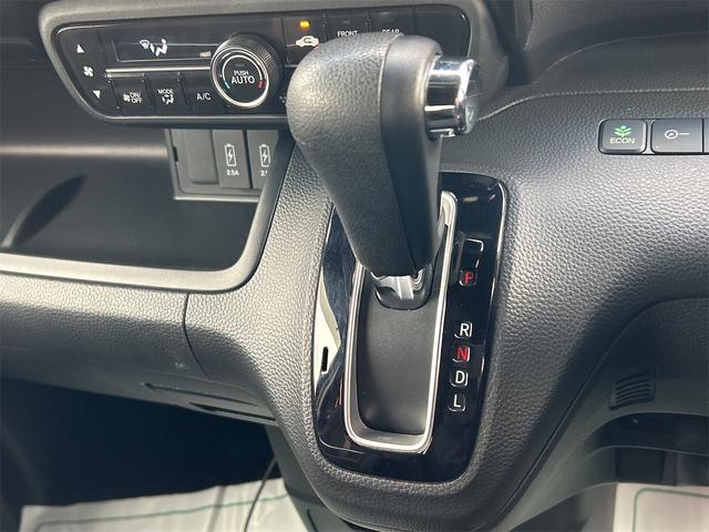 Ｎ－ＢＯＸカスタム Ｇ・Ｌホンダセンシング　ドライブレコーダー　ＥＴＣ　バックカメラ　両側スライド・片側電動　ナビ　ＴＶ　オートクルーズコントロール　レーンアシスト　衝突被害軽減システム　オートライト　ＬＥＤヘッドランプ　スマートキー（8枚目）