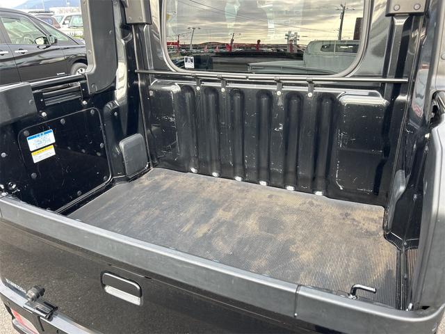 ハイゼットカーゴ デッキバンＧ　ＣＶＴ　衝突被害軽減システム　クリアランスソナー　ＥＴＣ　ＴＶ　バックカメラ　両側スライドドア　スマートキー　アイドリングストップ　電動格納ミラー　オートライト　盗難防止システム　ＥＳＣ（12枚目）