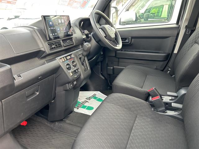 ハイゼットカーゴ デッキバンＧ　ＣＶＴ　衝突被害軽減システム　クリアランスソナー　ＥＴＣ　ＴＶ　バックカメラ　両側スライドドア　スマートキー　アイドリングストップ　電動格納ミラー　オートライト　盗難防止システム　ＥＳＣ（17枚目）