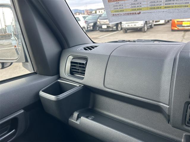 ハイゼットカーゴ デッキバンＧ　ＣＶＴ　衝突被害軽減システム　クリアランスソナー　ＥＴＣ　ＴＶ　バックカメラ　両側スライドドア　スマートキー　アイドリングストップ　電動格納ミラー　オートライト　盗難防止システム　ＥＳＣ（33枚目）