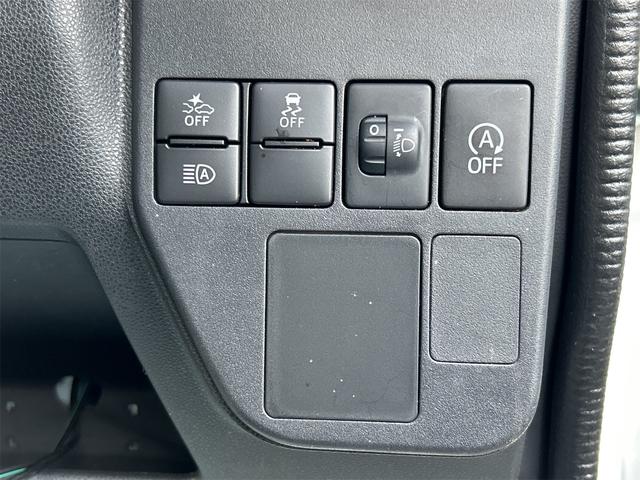 ハイゼットカーゴ ＤＸ　ＳＡＩＩＩ　ＡＴ　衝突被害軽減システム　ドライブレコーダー　ナビ　両側スライドドア　キーレスエントリー　アイドリングストップ　オートマチックハイビーム　ＥＳＣ　エアコン　パワーステアリング（8枚目）