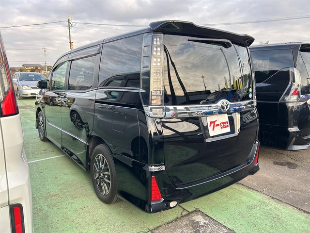 ヴォクシー ＺＳ　煌　ＥＴＣ　バックカメラ　レーンアシスト　衝突被害軽減システム　両側電動スライドドア　オートマチックハイビーム　オートライト　ＬＥＤヘッドランプ　スマートキー　アイドリングストップ　電動格納ミラー（16枚目）