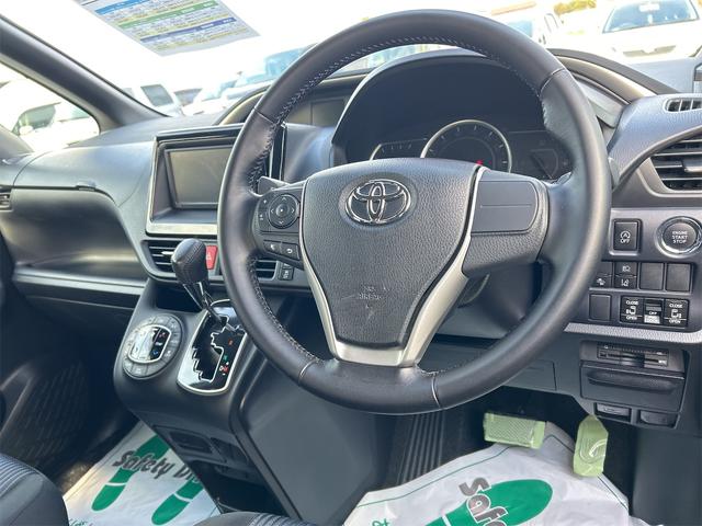 ヴォクシー ＺＳ　煌　ＥＴＣ　バックカメラ　レーンアシスト　衝突被害軽減システム　両側電動スライドドア　オートマチックハイビーム　オートライト　ＬＥＤヘッドランプ　スマートキー　アイドリングストップ　電動格納ミラー（29枚目）