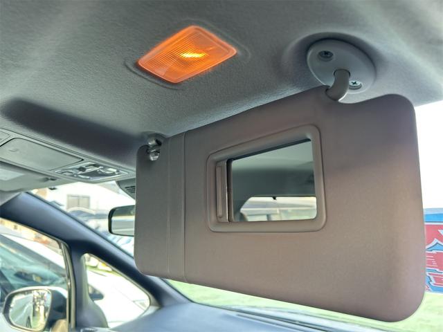 ヴォクシー ＺＳ　煌　ＥＴＣ　バックカメラ　レーンアシスト　衝突被害軽減システム　両側電動スライドドア　オートマチックハイビーム　オートライト　ＬＥＤヘッドランプ　スマートキー　アイドリングストップ　電動格納ミラー（30枚目）