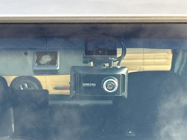 スペーシアカスタム ＸＳ　ドライブレコーダー　ＥＴＣ　両側電動スライドドア　ナビ　ＴＶ　オートライト　ＨＩＤ　スマートキー　アイドリングストップ　電動格納ミラー　シートヒーター　ベンチシート　ＣＶＴ（17枚目）