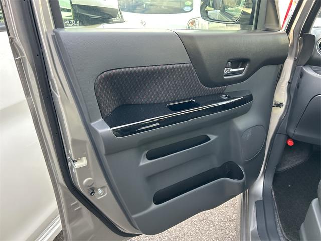 スペーシアカスタム ＸＳ　ドライブレコーダー　ＥＴＣ　両側電動スライドドア　ナビ　ＴＶ　オートライト　ＨＩＤ　スマートキー　アイドリングストップ　電動格納ミラー　シートヒーター　ベンチシート　ＣＶＴ（34枚目）