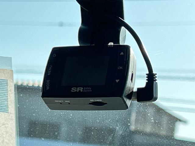 タント Ｌ　ＳＡＩＩ　ドライブレコーダー　バックカメラ　両側スライドドア　ナビ　ＴＶ　衝突被害軽減システム　キーレスエントリー　アイドリングストップ　電動格納ミラー　ＣＶＴ　盗難防止システム　ＡＢＳ　ＥＳＣ　ＣＤ　ＵＳＢ（4枚目）