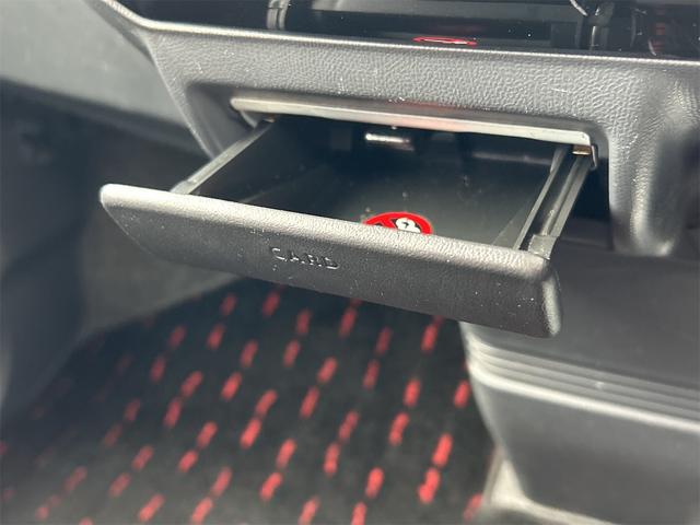 ルークス ハイウェイスターリミテッド　バックカメラ　両側スライド・片側電動　ナビ　ＴＶ　オートライト　ＨＩＤ　スマートキー　電動格納ミラー　ベンチシート　ＣＶＴ　盗難防止システム　ＡＢＳ　ＣＤ　ＤＶＤ再生　ＵＳＢ　Ｂｌｕｅｔｏｏｔｈ（40枚目）
